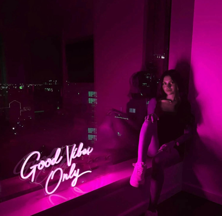 Good Vibes Only Neon Signs for Wall Decor 17.7" x 9.9" | Pink Good Vibes Only LED Sign